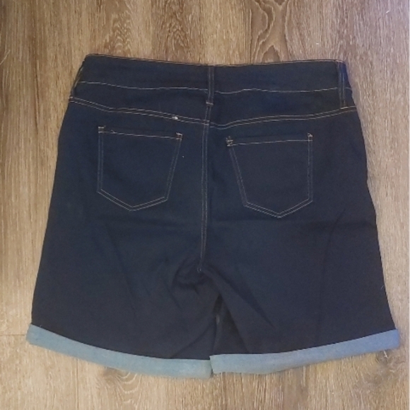 Copperflash Dark Wash Curvy Bermuda Denim High Rise Jean Shorts Size 18W Jorts - Picture 3 of 8